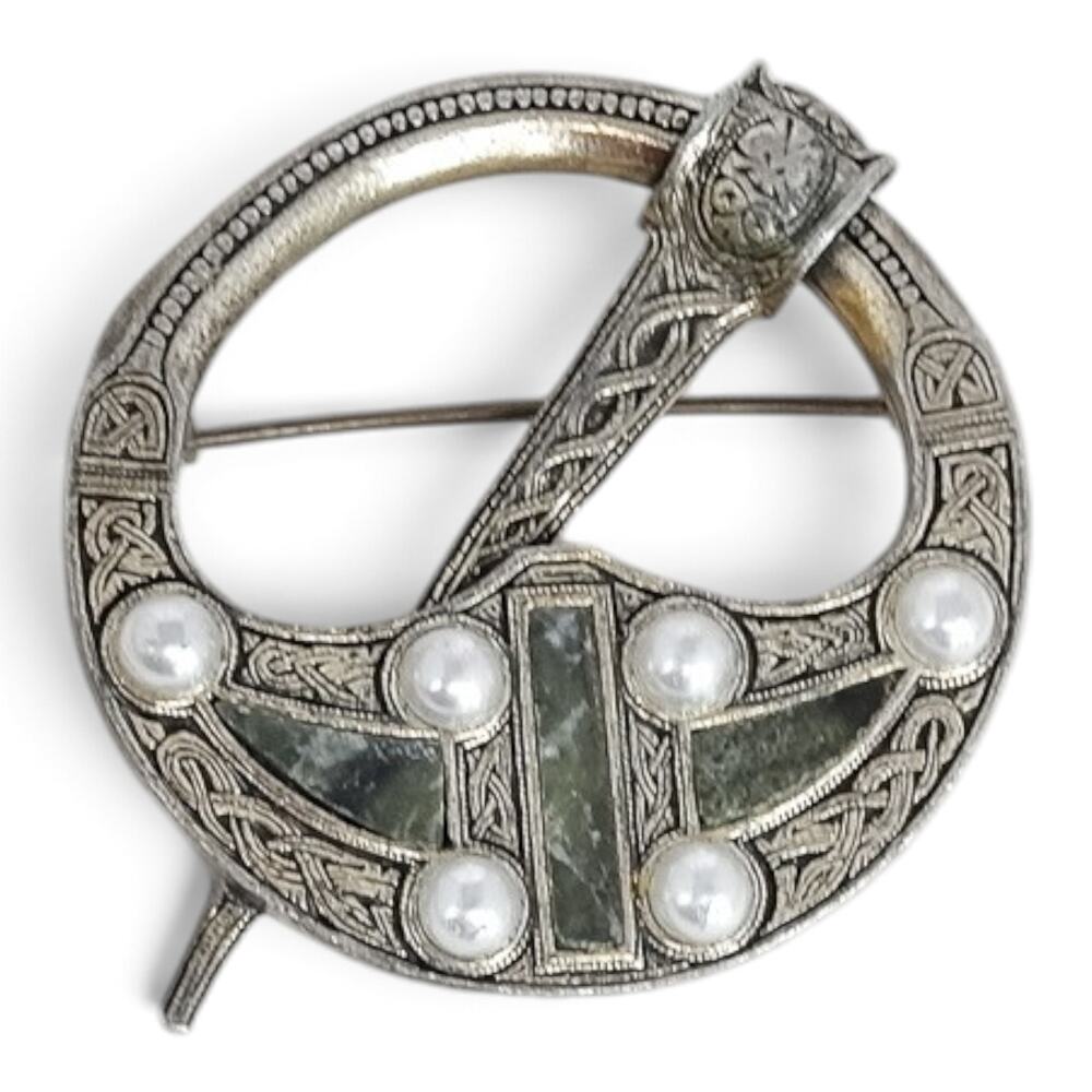Vintage Soldo Celtic Penannular Kilt Pin Brooch Connemara Marble Faux Pearl